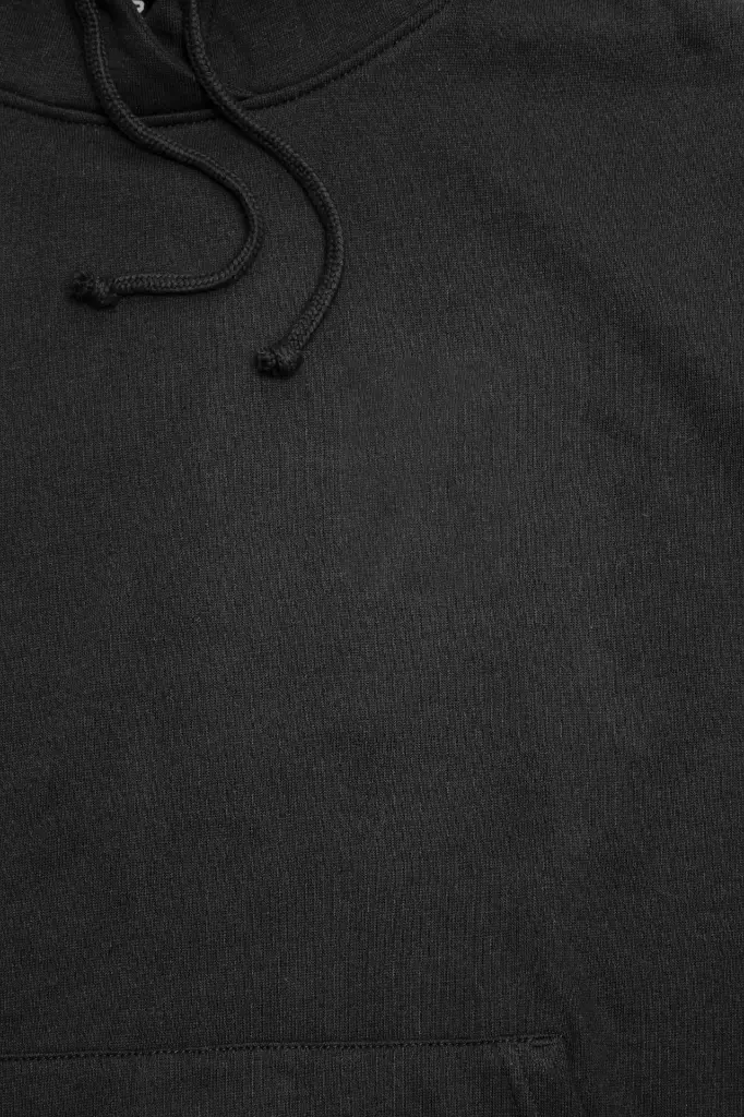 APP00033_9000_4_Unisex Basic Hoodie_Black.webp