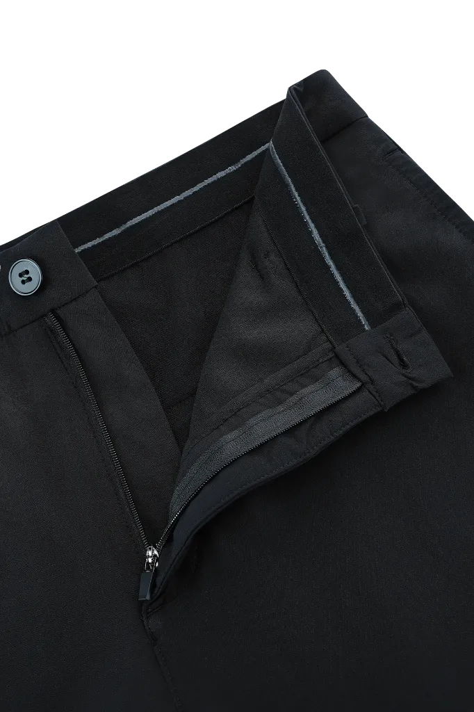 APP00187_9000_7_Men-Technical-Pants_Black.webp