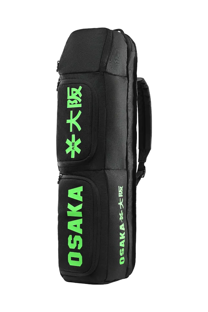 BAG00174_9013_4_Sports-Stickbag-Kids_Iconic-Black.webp