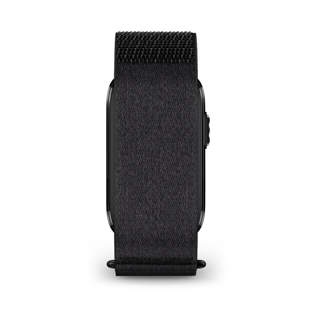 CIRQA_standard_HR_black_front.webp